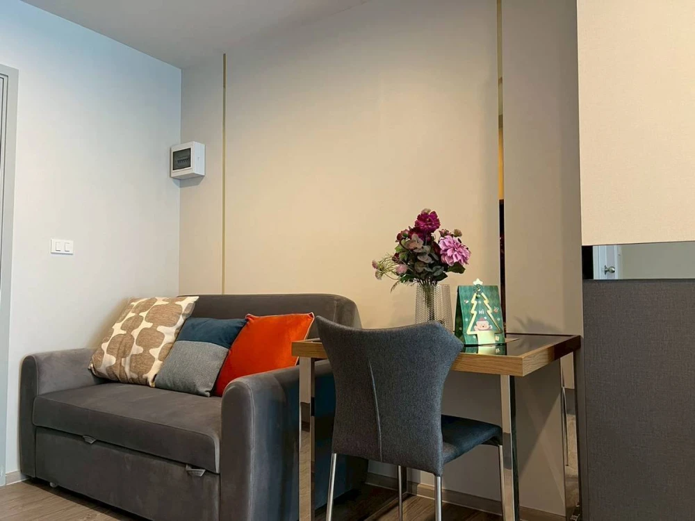 ให้เช่า Regent Home Bangna ห้องมุมคนไม่พลุกพล่าน เฟอร์นิเจอร์ครบครัน หิ้วกระเป๋าเข้าอยู่ได้เลยจ้า