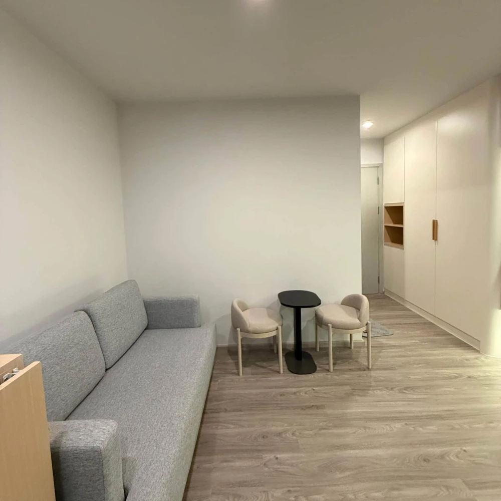 ให้เช่า Regent Home Bangna ห้องสตูดิโอ มาพร้อมเฟอร์นิเจอร์และเครื่องใช้ไฟฟ้าครบครัน จองด่วน