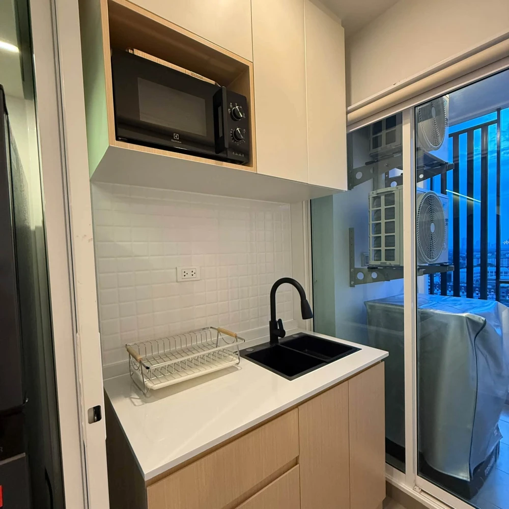 ให้เช่า Regent Home Bangna ห้องสตูดิโอ มาพร้อมเฟอร์นิเจอร์และเครื่องใช้ไฟฟ้าครบครัน จองด่วน