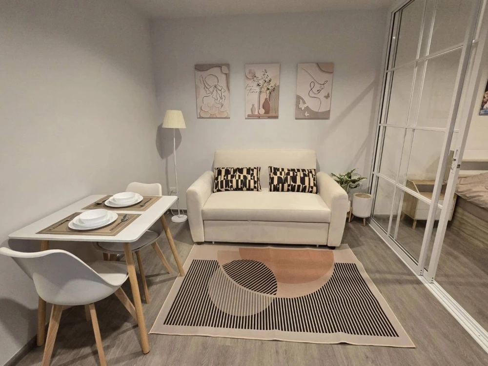 ให้เช่า Regent Home Bangna ห้องอยู่ชั้นสูง วิวสระ แต่งมินิมอล มูจิ สวยมาก พร้อมเข้าอยู่