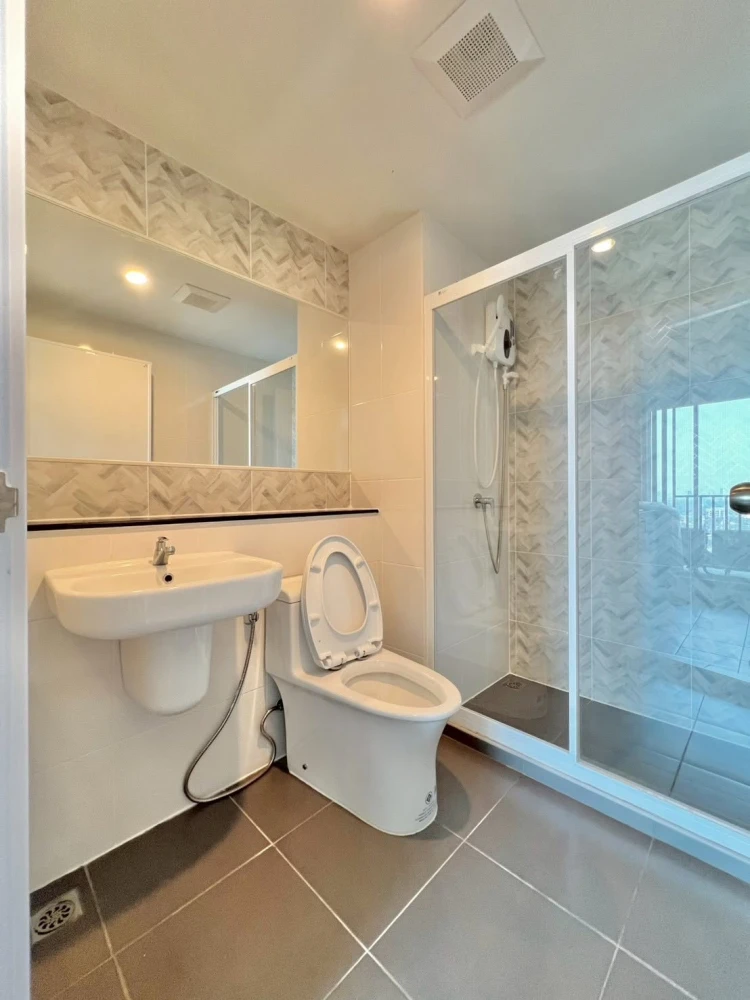 ให้เช่า Regent Home Bangna ห้องแต่งสวยคุมโทน บิวท์อินเฟอร์นิเจอร์อย่างดี ห้ามพลาด