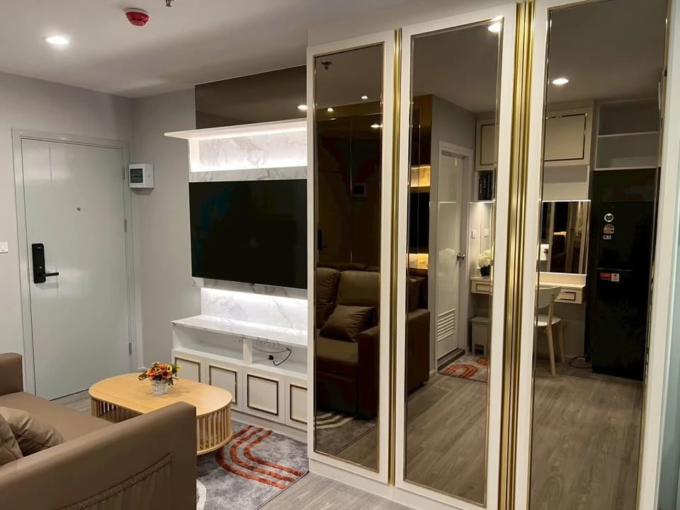 ให้เช่า Regent Home Bangna ห้องแต่งสวยคุมโทน บิ้วอินเฟอร์นิเจอร์สุดปัง เห็นวิวสวยจากชั้นสูง ห้ามพลาด