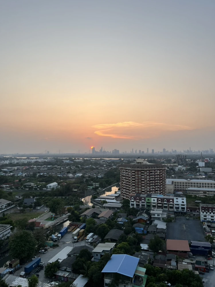 ให้เช่า Regent Home Bangna ห้องแต่งสวยสุดปัง บิ้วอินเฟอร์นิเจอร์อย่างดี พลาดแล้วจะเสียใจ