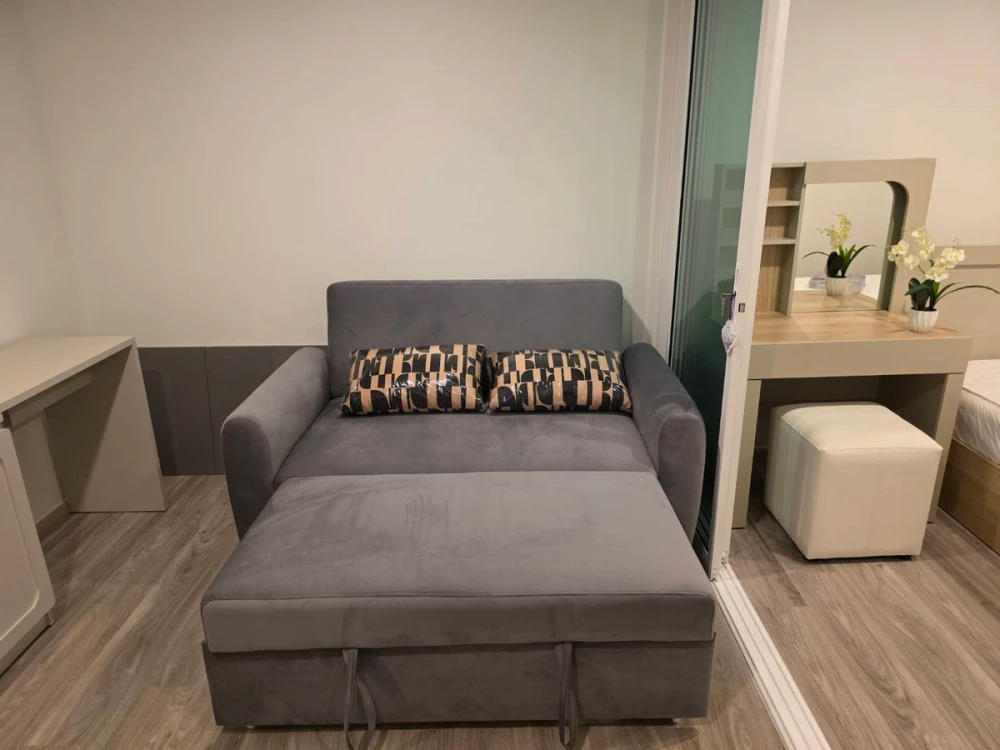 ให้เช่า Regent Home Bangna อาคาร A วิวโล่งแม่น้ำ บรรยากาศช่วงกลางคืนสวยมาก มีเฟอร์นิเจอร์ เครื่องใช้ไฟฟ้าครบ สามารถเข้าอยู่ได้ทันที