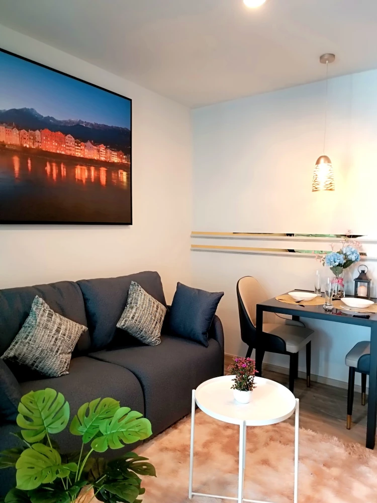 ให้เช่า Regent Home Bangna เฟอร์นิเจอร์ครบ กั้นห้องนอน *ห้องไม่ร้อน* แบบนี้ต้องจอง