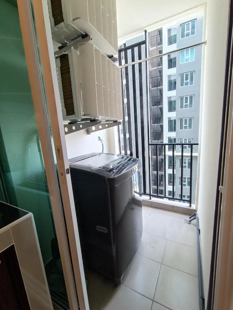 ให้เช่า Regent Home Bangna เฟอร์นิเจอร์ครบ กั้นห้องนอน *ห้องไม่ร้อน* แบบนี้ต้องจอง