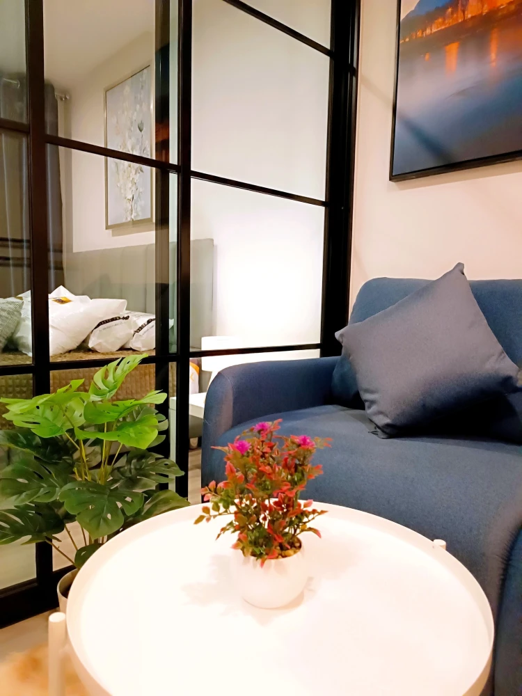 ให้เช่า Regent Home Bangna เฟอร์นิเจอร์ครบ กั้นห้องนอน *ห้องไม่ร้อน* แบบนี้ต้องจอง