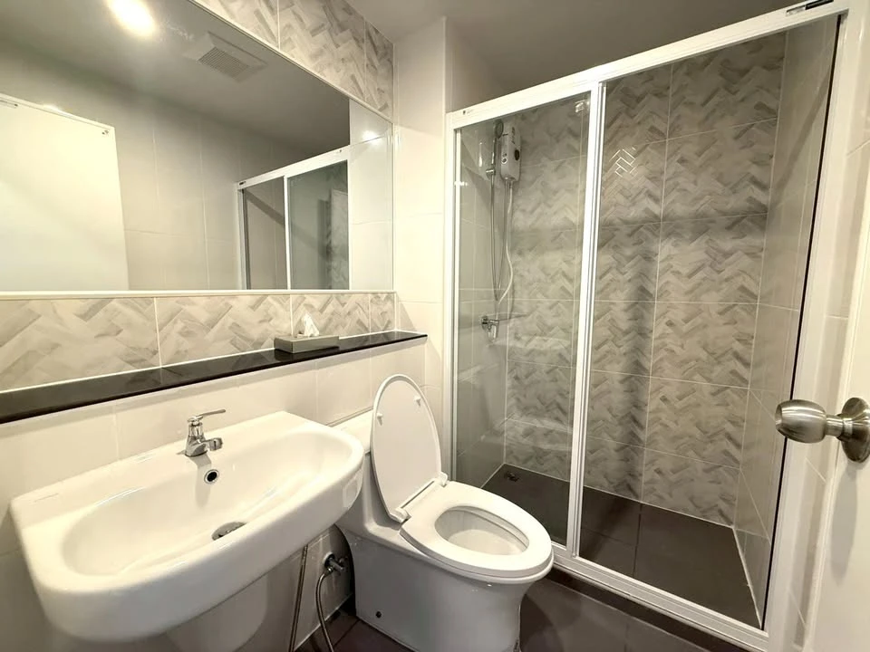 ให้เช่า Regent Home Bangna แต่งครบสวย วิวแยกบางนา เฟอร์นิเจอร์และเครื่องใช้ไฟฟ้าครบน่าอยู่