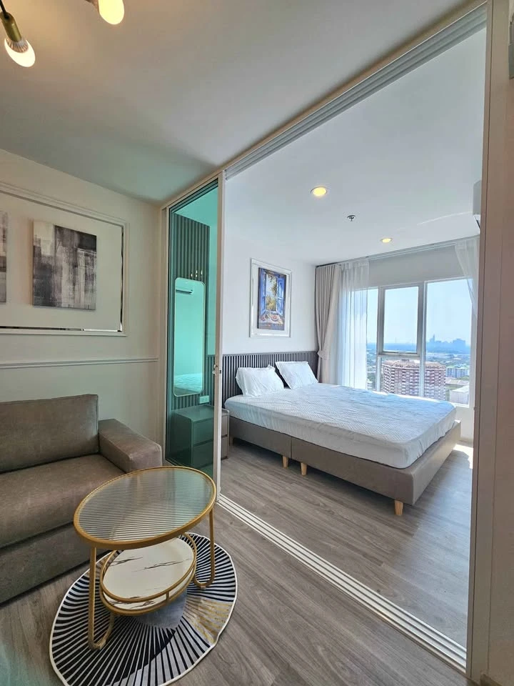 ให้เช่า Regent Home Bangna 1 ห้องนอน 1 ห้องน้ำ ตกแต่งคุมโทน เฟอร์นิเจอร์ครบครัน ห้ามพลาด