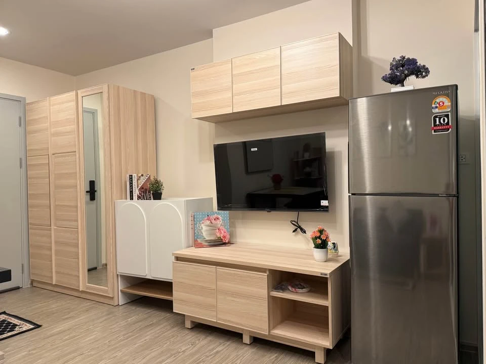 ให้เช่า Regent Home Bangna 1 ห้องนอน 1 ห้องน้ำ เฟอร์นิเจอร์และเครื่องใช้ไฟฟ้าครบครัน หิ้วกระเป๋าเข้าอยู่ได้เลยจ้า