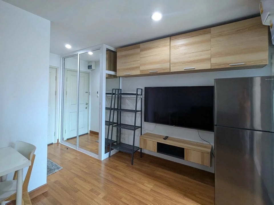 ให้เช่า Regent home Sukhumvit 81 สิ่งอำนวยความสะดวกครบครัน มีทีวี ตู้เย็น เครื่องซักผ้า สนใจจองเลย