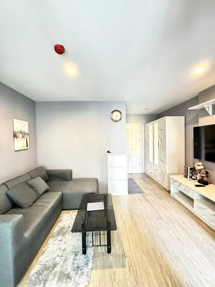 ให้เช่า Regent Home Sukhumvit 97/1 ห้องน่าอยู่ ชั้น 3 เฟอร์และเครื่องใช้ไฟฟ้าครบครัน หิ้วกระเป๋าเข้าอยู่ได้เลยจ้า