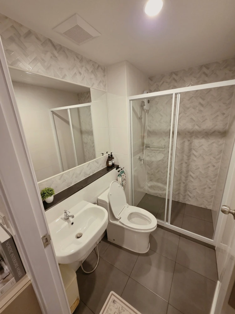 ให้เช่า Regent Home Wuttakat ชั้น 22 ใกล้ลิฟท์ วิวโปร่งโล่งสบาย ตกแต่งสวยจัดเต็ม ต้องจัดแล้ว