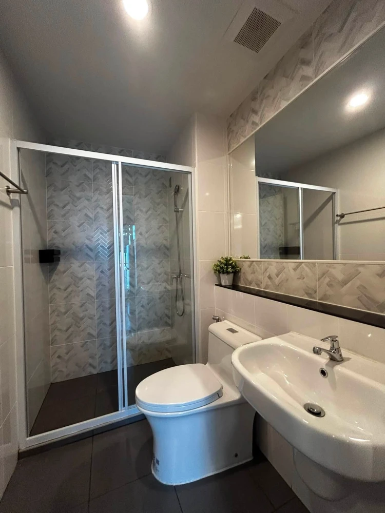 ให้เช่า Regent Home Wuttakat ชั้น 27 ชั้นสูง วิวสวย ห้องแต่งครบ น่าอยู่ จองเลย