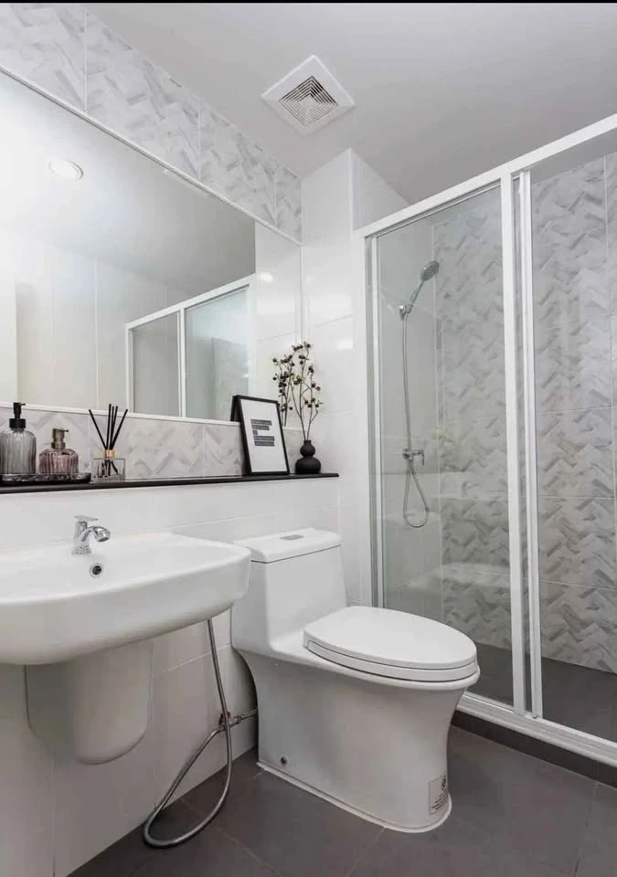 ให้เช่า Regent Home Wuttakat​ ชั้น 27 วิวโล่ง ไม่มีตึกบัง ไม่ร้อน ไม่โดนแดด ตกแต่งสไตล์ Modern Minimal Luxury