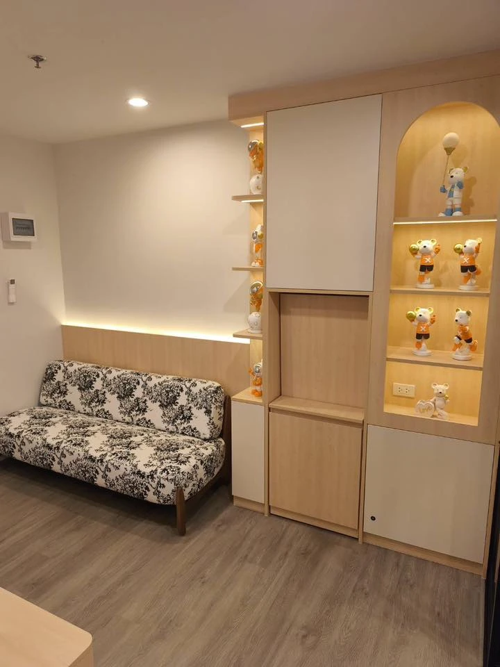 ให้เช่า Regent Home Wuttakat ห้องชั้นสูง พร้อมอยู่ เฟอร์พร้อม จองเลย