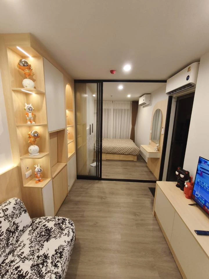 ให้เช่า Regent Home Wuttakat ห้องชั้นสูง พร้อมอยู่ เฟอร์พร้อม จองเลย