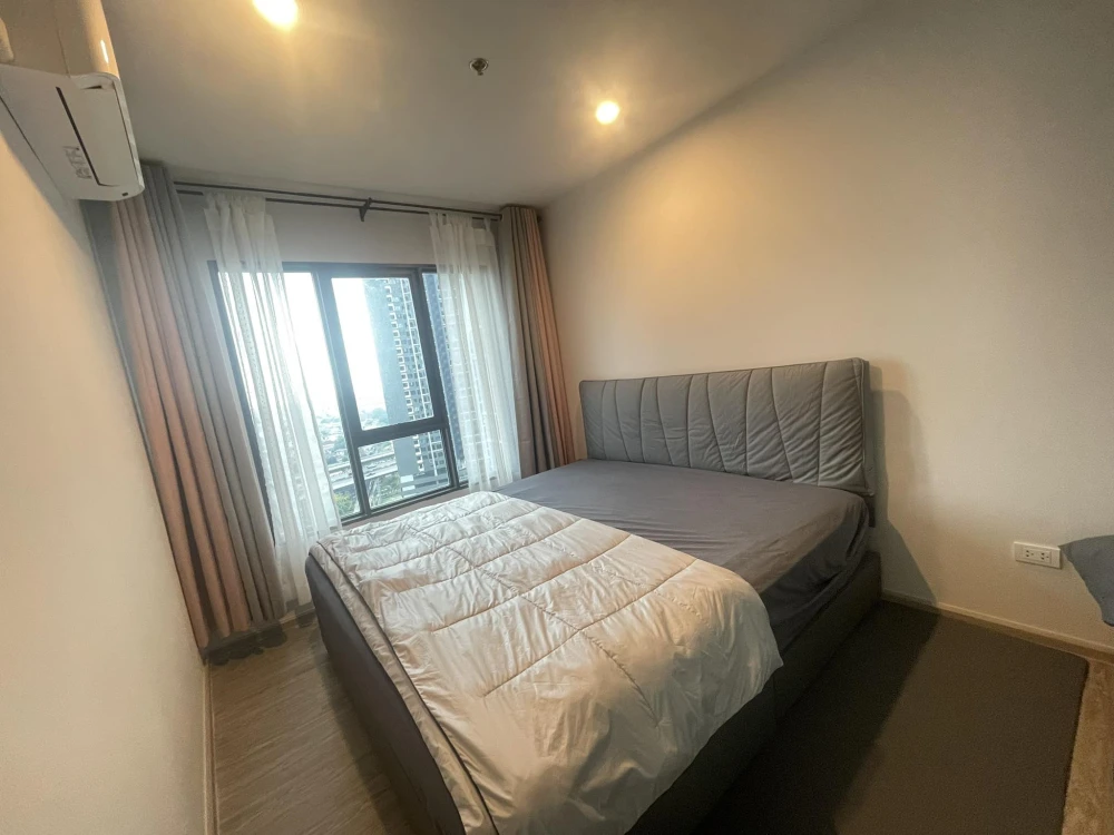 ให้เช่า Regent home wuttakat ห้องชั้นสูง ลมดี พร้อมอยู่ เฟอร์พร้อม เตรื่องใช้ไฟฟ้าครบ จองเลย