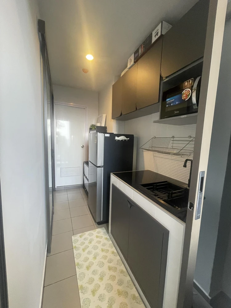 ให้เช่า Regent home wuttakat ห้องชั้นสูง ลมดี พร้อมอยู่ เฟอร์พร้อม เตรื่องใช้ไฟฟ้าครบ จองเลย