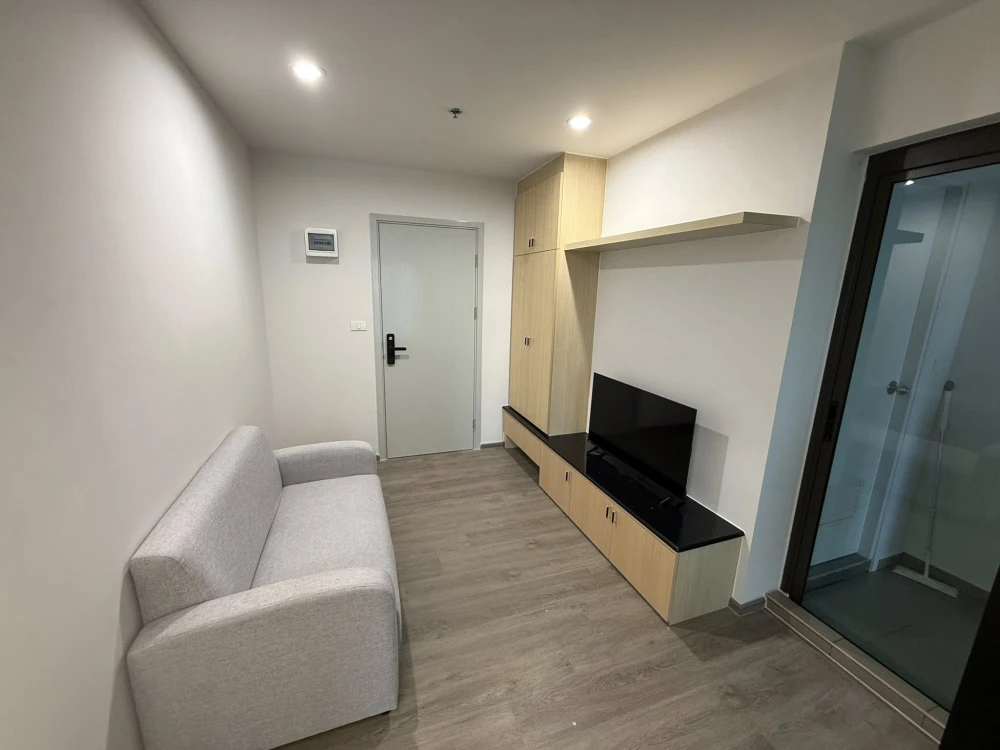 ให้เช่า Regent Home Wuttakat ห้องชั้นสูง เฟอร์พร้อม น่าอยู่ จองเลย