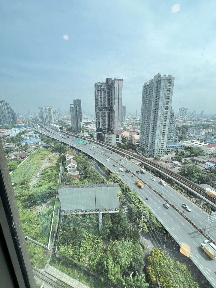 ให้เช่า Regent Home Wuttakat ห้องชั้นสูง เฟอร์รพ้อม ราคาสบายกระเป๋า จองเลย