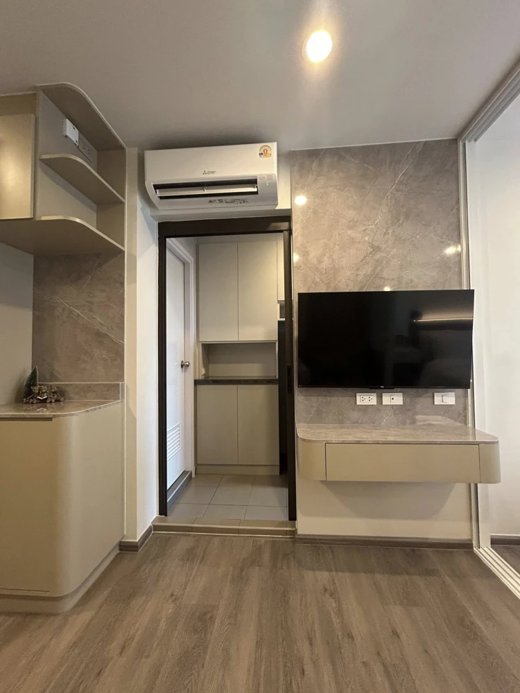 ให้เช่า Regent Home Wuttakat ห้องชั้นสูง เฟอร์รพ้อม ราคาสบายกระเป๋า จองเลย