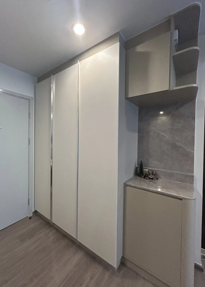 ให้เช่า Regent Home Wuttakat ห้องชั้นสูง เฟอร์รพ้อม ราคาสบายกระเป๋า จองเลย