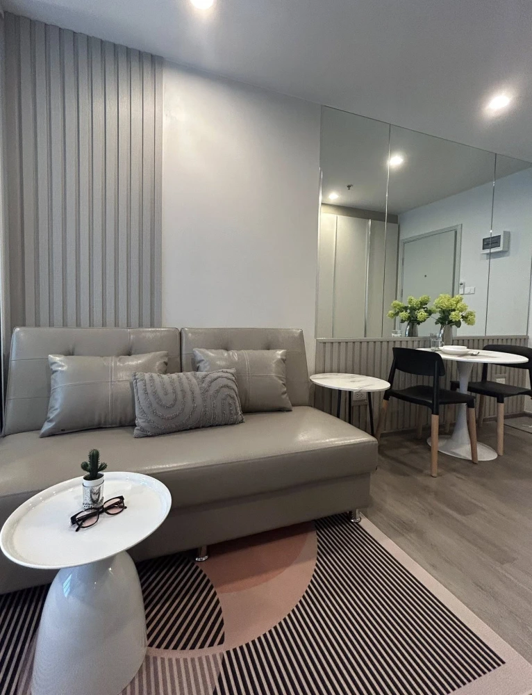 ให้เช่า Regent Home Wuttakat ห้องชั้นสูง เฟอร์รพ้อม ราคาสบายกระเป๋า จองเลย