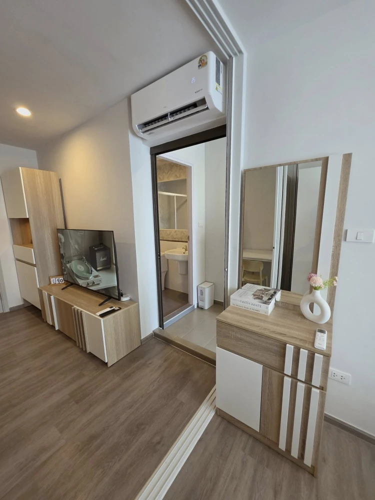 ให้เช่า Regent Home Wuttakat ห้องชั้นสูง เฟอร์ + เครื่องใช้ไฟฟ้าพร้อม จองเลย