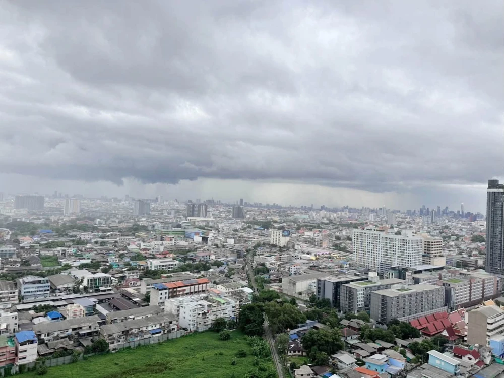ให้เช่า Regent Home Wuttakat ห้องชั้น 28 มาพร้อมเฟอร์นิเจอร์ครบครัน วิวโล่ง จองด่วน