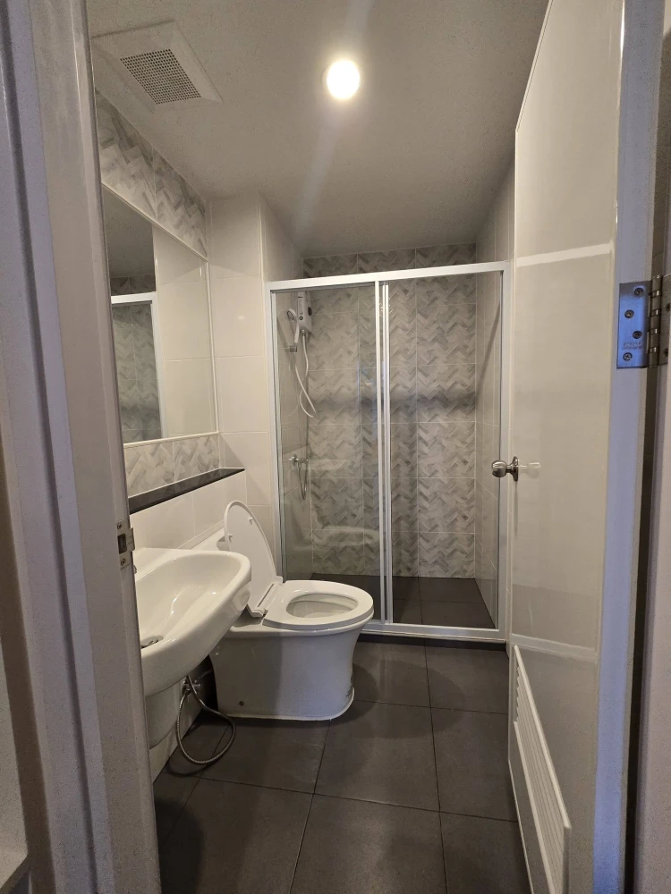 ให้เช่า Regent Home Wuttakat ห้องน่าอยู่ ทำเลดี บิ้วอินเฟอร์นิเจอร์จัดเต็ม พลาดแล้วจะเสียใจ