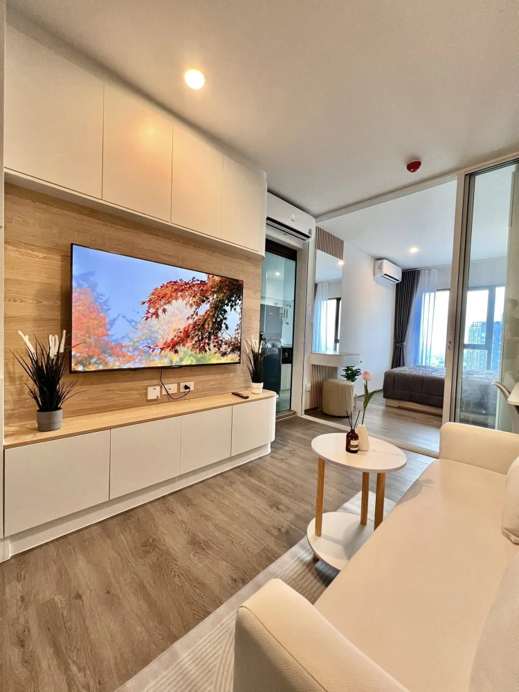 ให้เช่า Regent Home Wuttakat ห้องพร้อมอยู่ ชั้นสูง พร้อมเฟอร์ รีบจองเลย