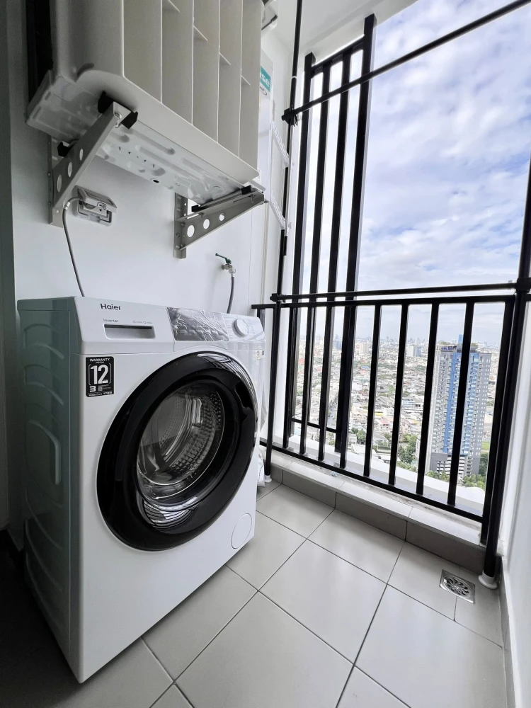 ให้เช่า Regent Home Wuttakat ห้องพร้อมอยู่ ชั้นสูง พร้อมเฟอร์ รีบจองเลย