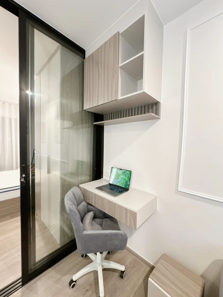 ให้เช่า Regent Home Wuttakat ห้องพร้อมอยู่ เฟอร์พร้อม ชั้นสูงลมดี จองเลย