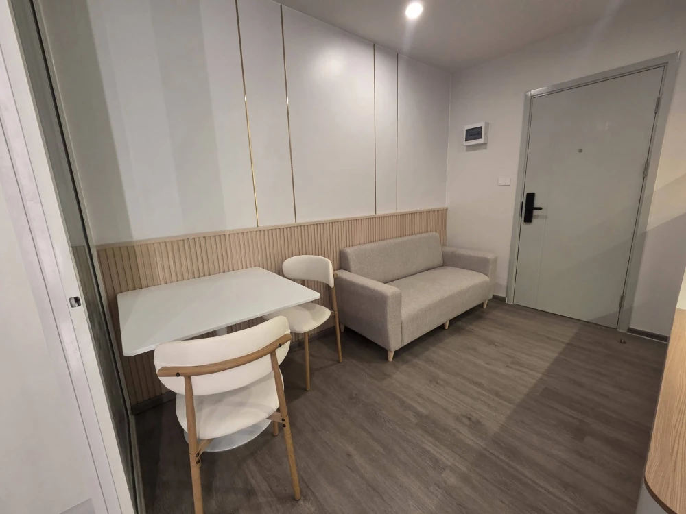 ให้เช่า Regent Home Wuttakat ห้องพร้อมอยู่ เฟอร์พร้อม ชั้นสูงลมดี วิวสวย จองเลย