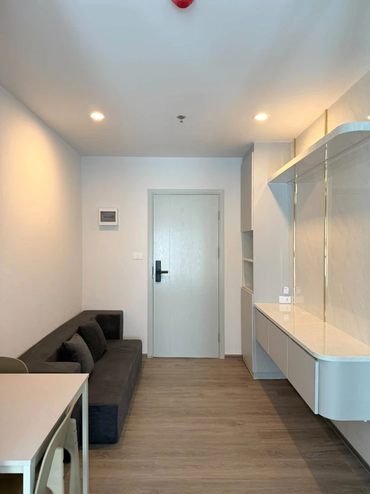 ให้เช่า Regent Home Wuttakat ห้องอยู่ชั้นสูงมากๆ ตกแต่งครบ เฟอร์นิเจอร์และเครื่องใช้ไฟฟ้าพร้อมอยู่