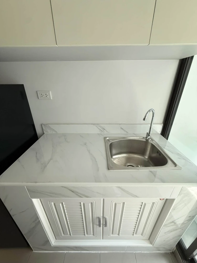 ให้เช่า Regent Home Wuttakat ห้องอยู่ชั้นสูงมากๆ ตกแต่งครบ เฟอร์นิเจอร์และเครื่องใช้ไฟฟ้าพร้อมอยู่