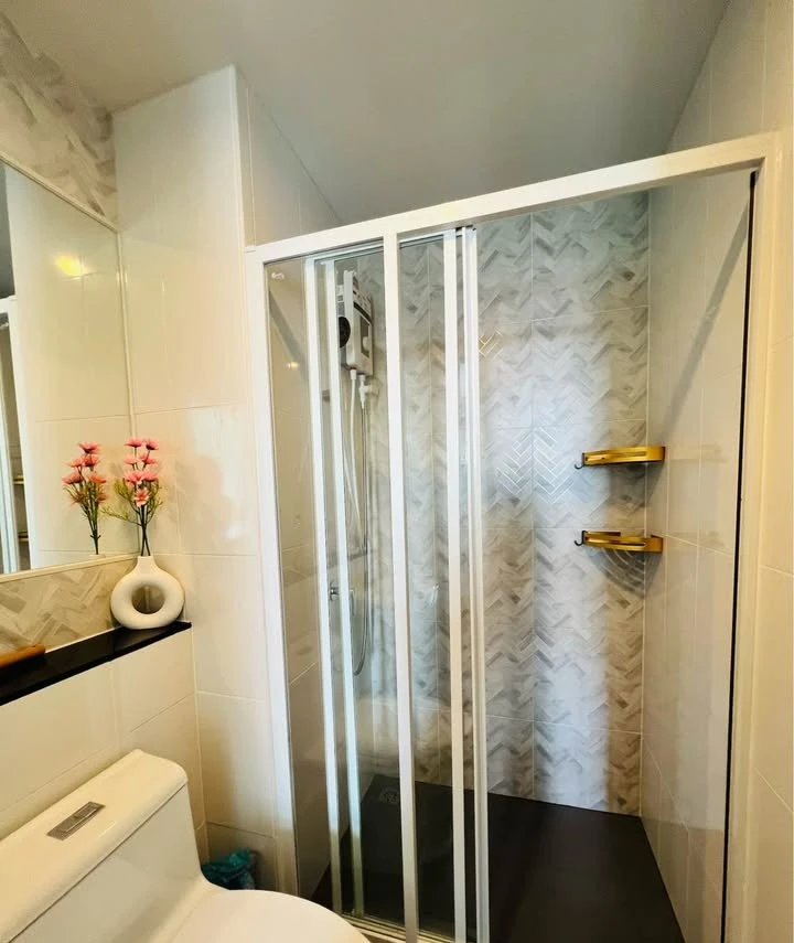 ให้เช่า Regent Home Wuttakat 1 ห้องนอน 1 ห้องน้ำ ตกแต่งคุมโทนสไตล์มินิมอล เฟอร์ครบครัน จองเลยตอนนี้