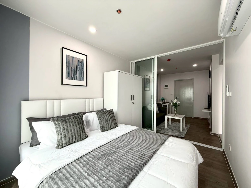 ให้เช่า Regent Home Wutthakat ห้องพร้อมอยู่ เฟอร์พร้อม ชั้นสูง จองเลย