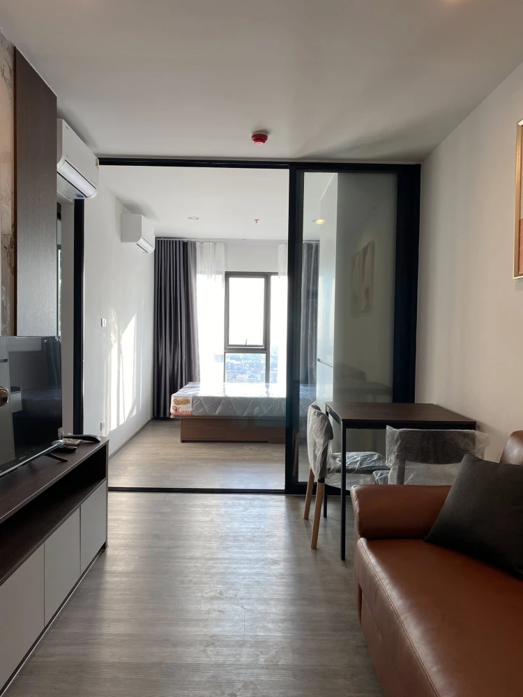 ให้เช่า Regent Home Wutthakat ห้องพร้อมอยู่ เฟอร ์เครื่องใช้ไฟฟ้าครบ มาแต่ตัวเข้าอยู่ได้เลย อย่าพลาด