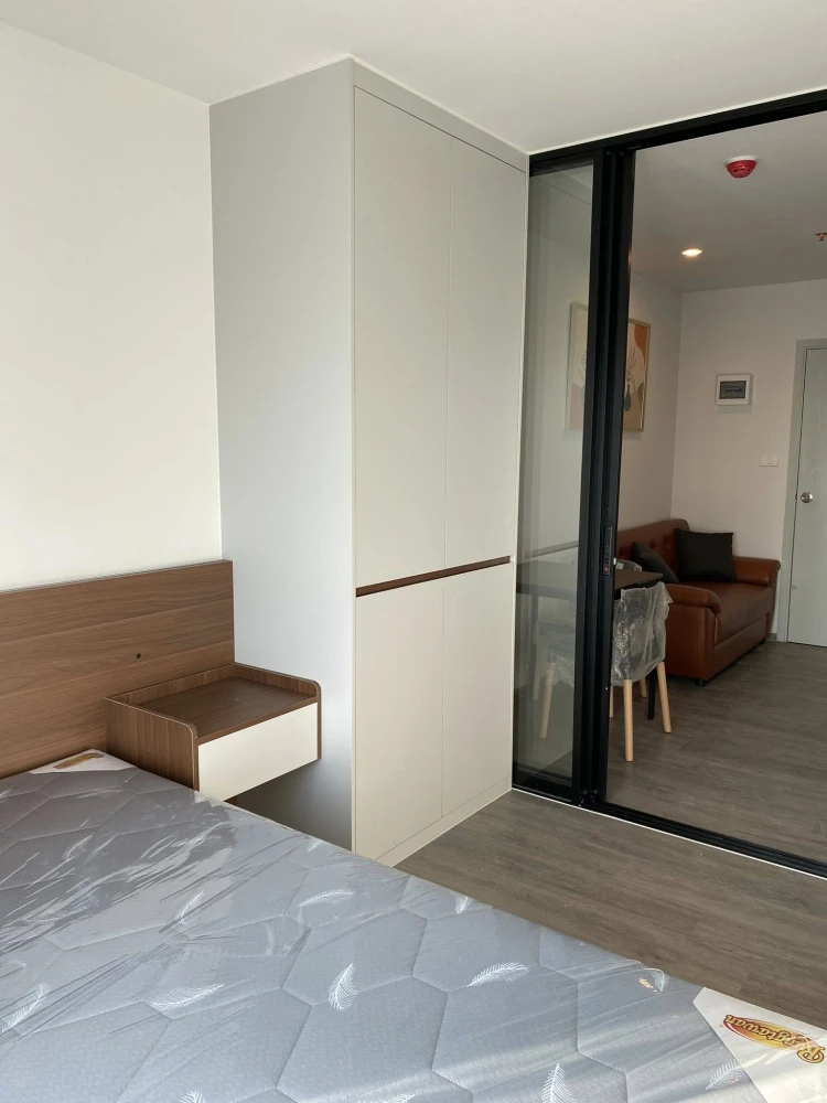 ให้เช่า Regent Home Wutthakat ห้องพร้อมอยู่ เฟอร ์เครื่องใช้ไฟฟ้าครบ มาแต่ตัวเข้าอยู่ได้เลย อย่าพลาด