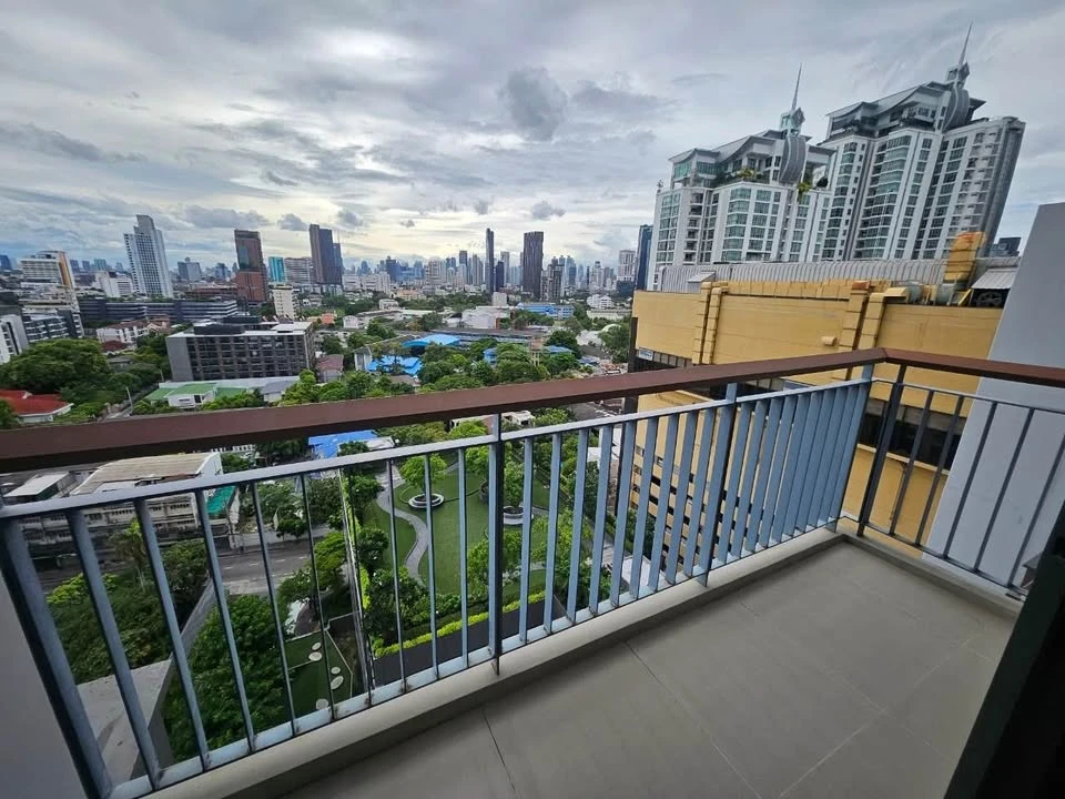 ให้เช่า Rhythm สุขุมวิท 42 ห้องมุมเงียบสงบ เป็นส่วนตัวมาก ได้วิวสวยสุดๆ รีบคว้าไว้เลย