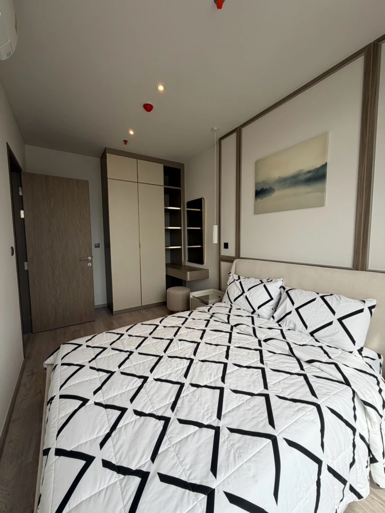 ให้เช่า Rhythm Ekkamai Estate ชั้น 1 ห้องแต่งครบ พร้อมอยู่ จองเลย ห้ามพลาด