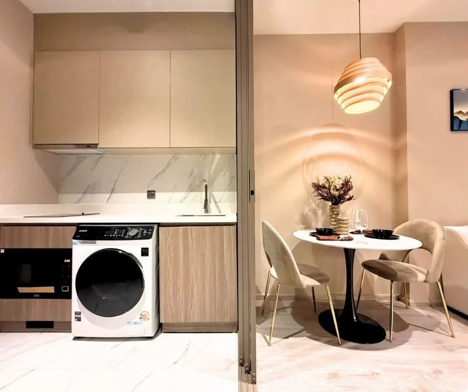 ให้เช่า Rhythm Ekkamai Estate  ชั้น 24 วิวโปร่ง โล่ง สบายตา จองเลย ห้ามพลาด ด่วนๆ