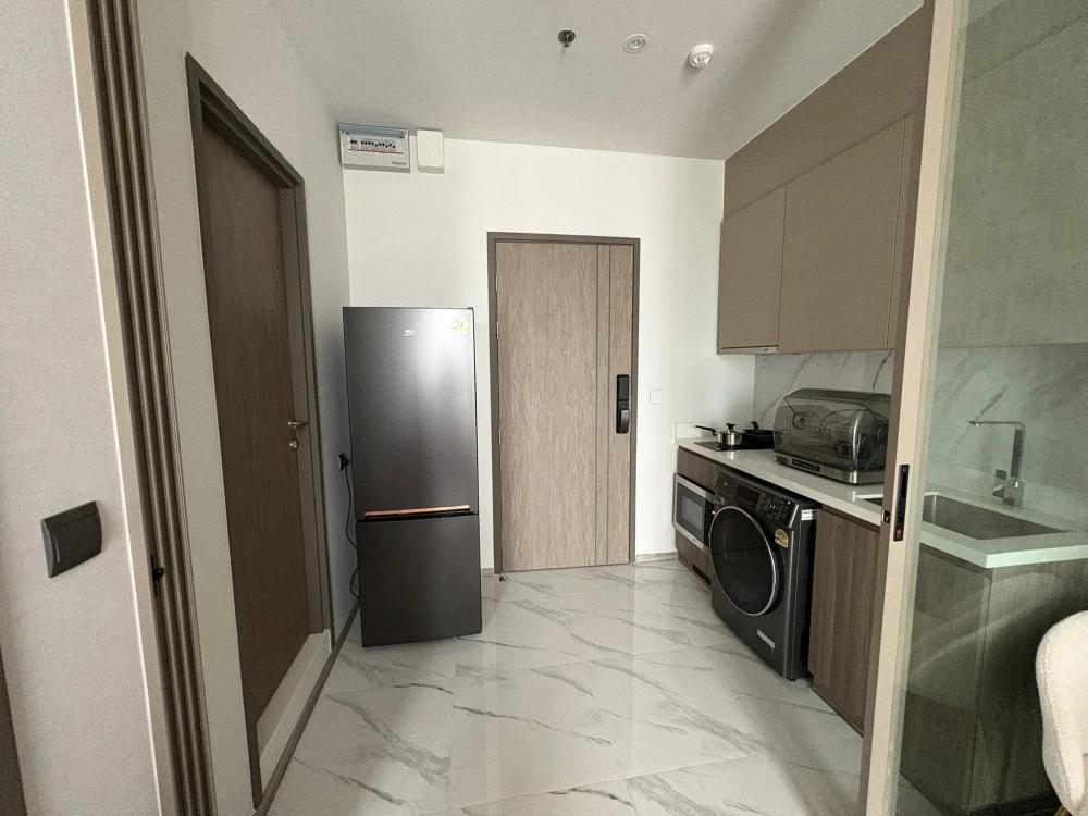 ให้เช่า Rhythm Ekkamai Estate ห้องพร้อมอยู่ เฟอร์พร้อม ชั้นสูง รีบจองเลยก่อนพลาด