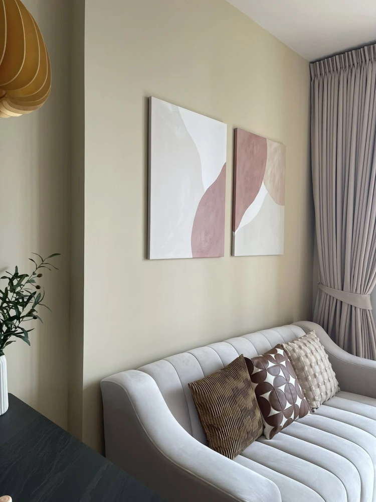 ให้เช่า Rhythm Ekkamai Estate 1 ห้องนอน 1 ห้องน้ำ ตกแต่งคุมโทน เฟอร์ครบครัน จองเลย