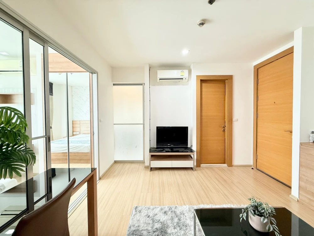 ให้เช่า Rhythm Ratchada-Huaikhwang ชั้น 31 ห้องแต่งครบ น่าอยู่ จองเลย
