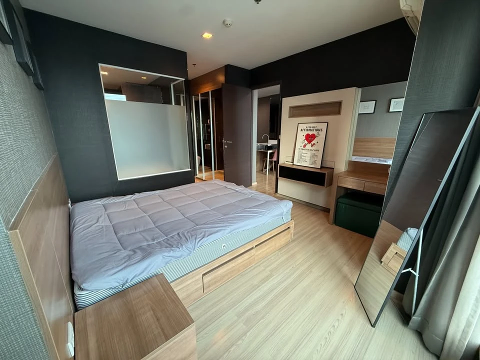 ให้เช่า RHYTHM SATHORN ชั้น 29 สูงมาก วิวแม่น้ำ ตกแต่งครบครัน มาแต่ตัวเข้าอยู่ได้เลย