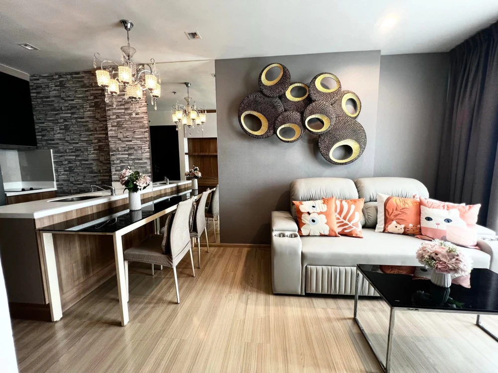 ให้เช่า Rhythm Sathorn ชั้น 32 ชั้นสูง วิวสวย ตกแต่งครบครัน สวยจึ้ง พร้อมเข้าอยู่