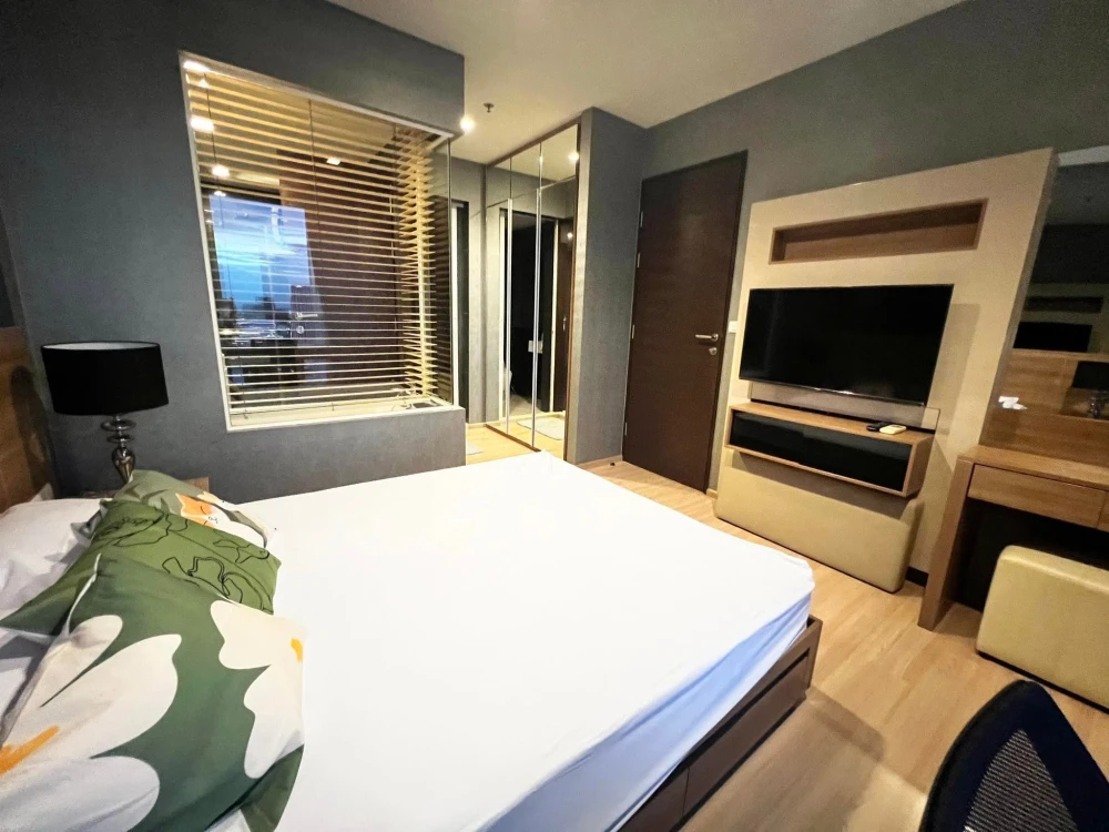 ให้เช่า Rhythm Sathorn ชั้น 32 ชั้นสูง วิวสวย ตกแต่งครบครัน สวยจึ้ง พร้อมเข้าอยู่